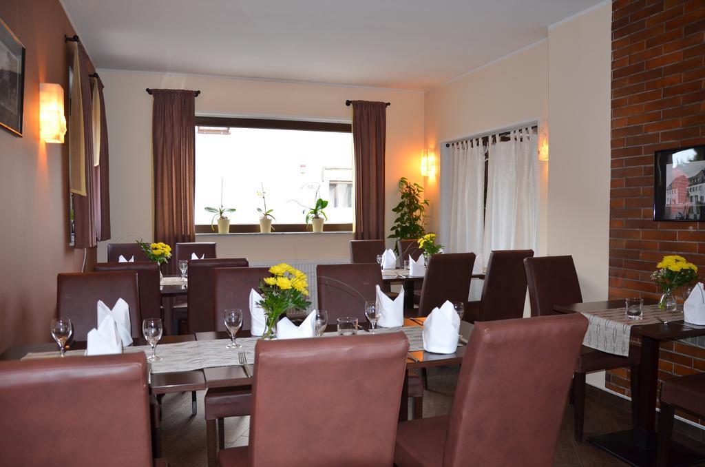 Lukas Restaurant Hotel Lounge Bar Шварцхайде Екстериор снимка