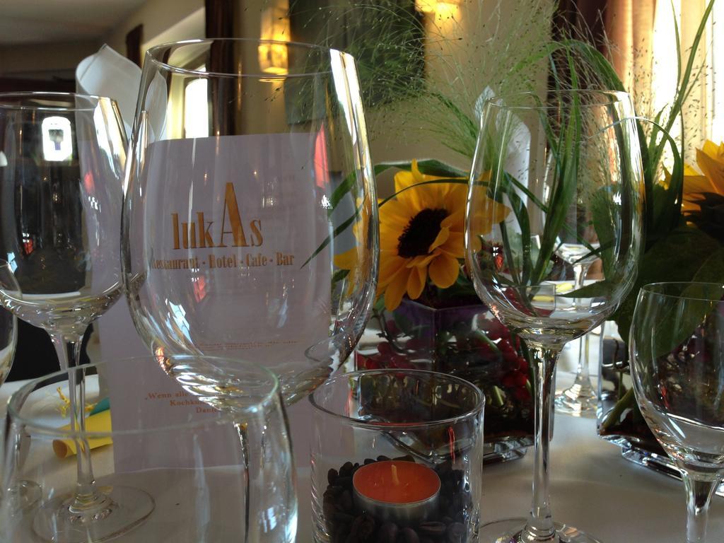 Lukas Restaurant Hotel Lounge Bar Шварцхайде Екстериор снимка