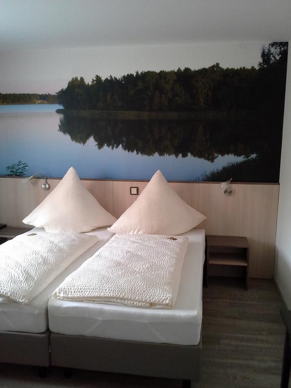 Lukas Restaurant Hotel Lounge Bar Шварцхайде Стая снимка