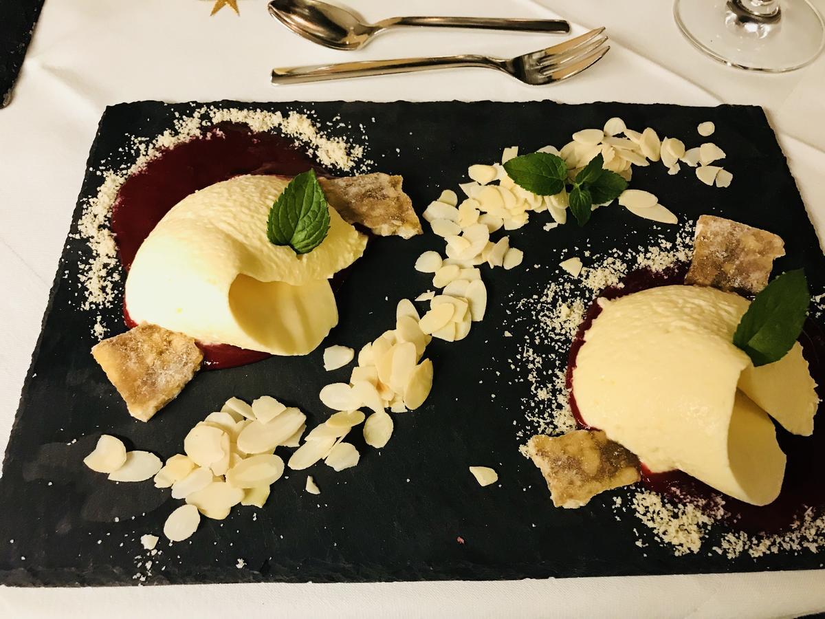 Lukas Restaurant Hotel Lounge Bar Шварцхайде Екстериор снимка